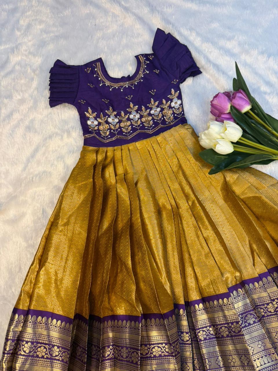 Sweatha Gown
