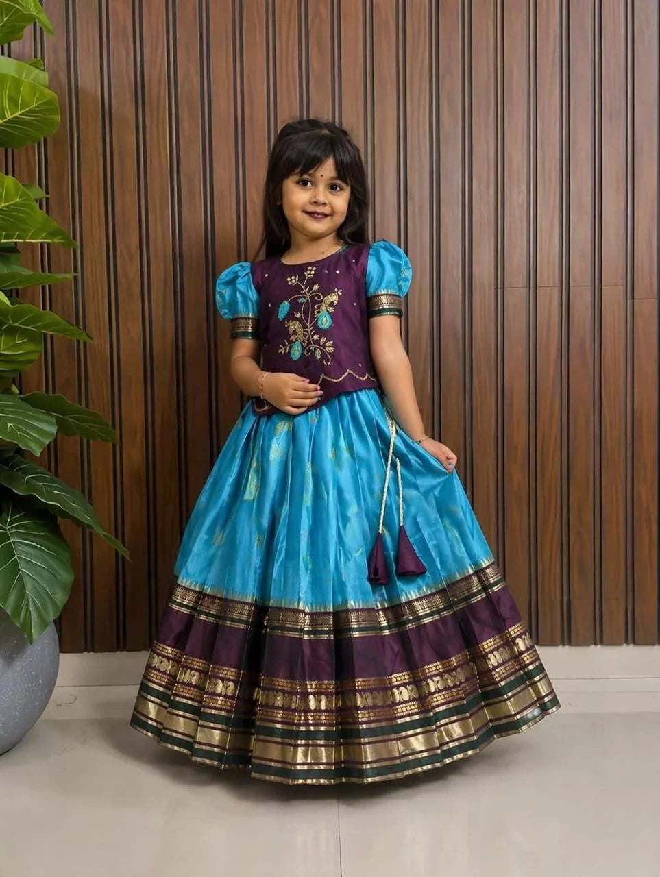Harini Zari Weaving Kids Lehenga