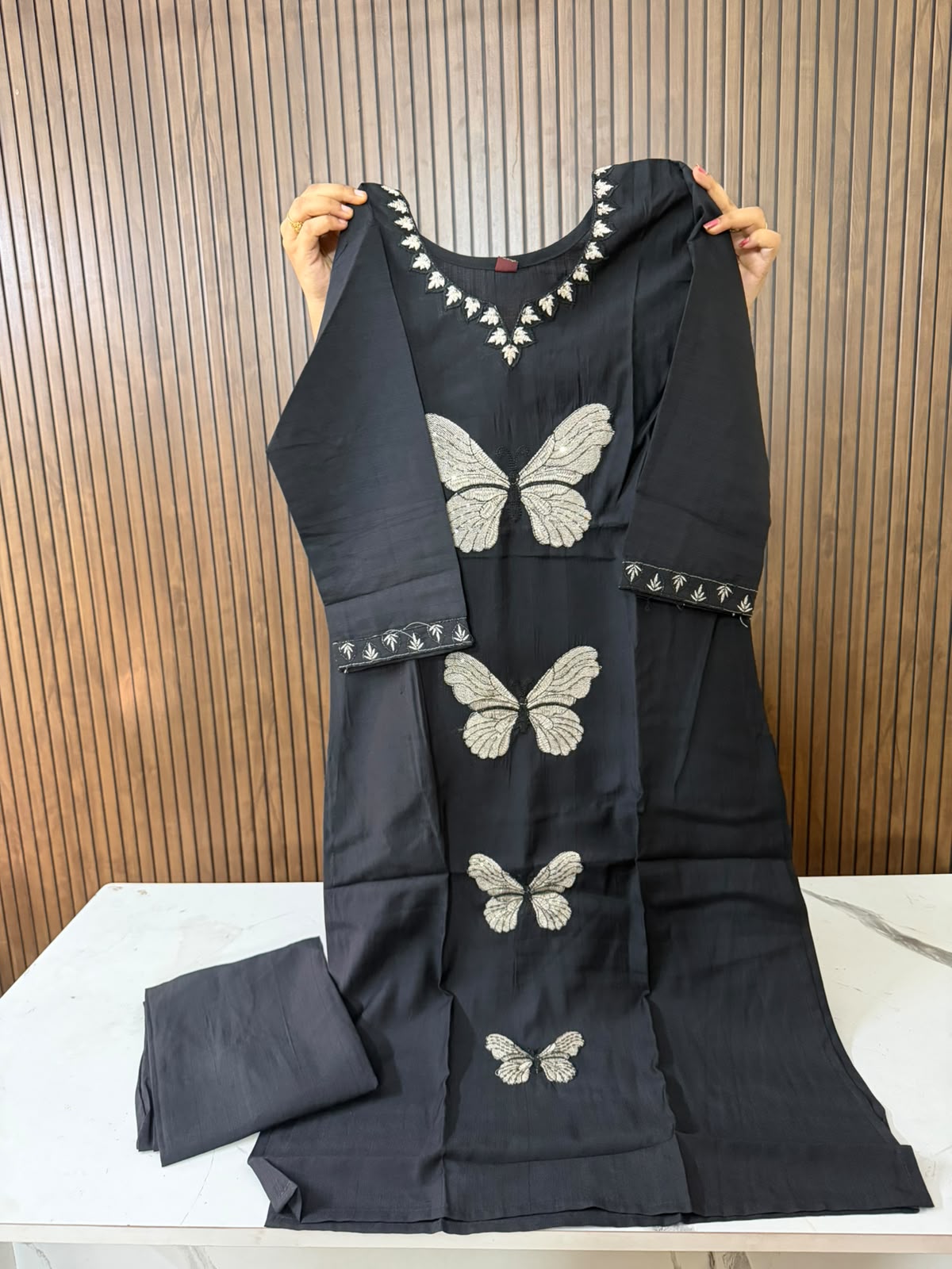 BERLIN BUTTERFLY CORDSET