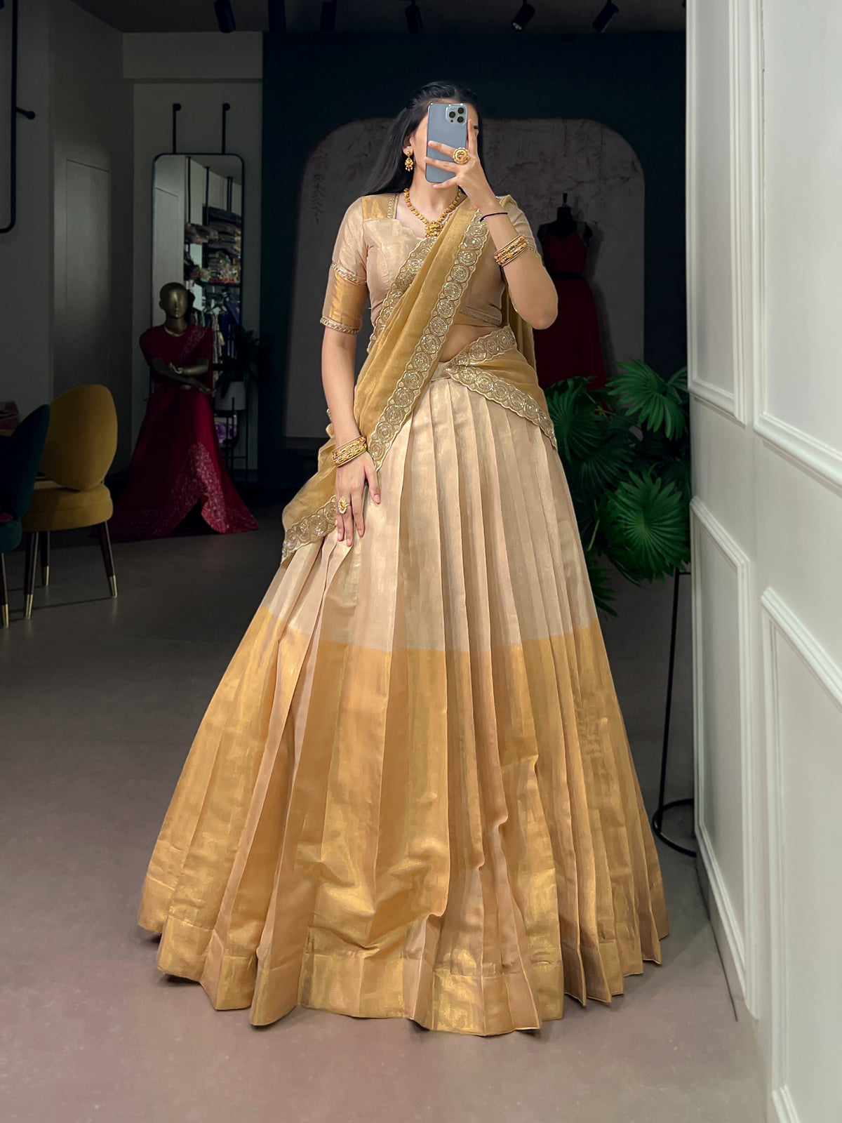 GRAND LEHENGA