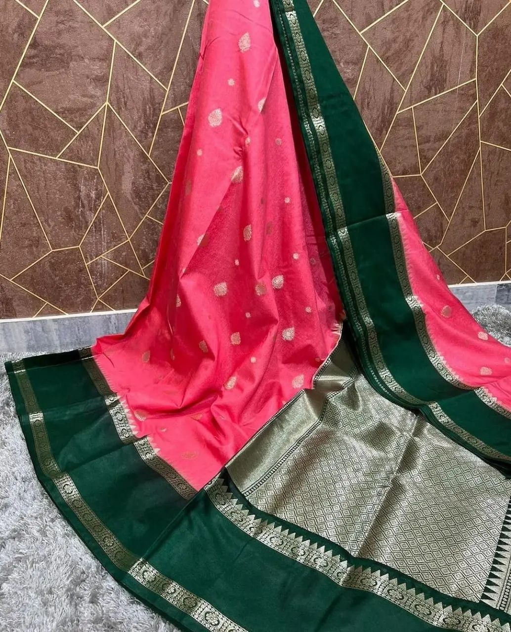 BANARASI SEMI KATAN DULA SIK DYED SAREE PINK COLOUR