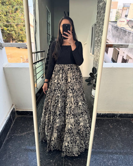 Hakoba Cotton with attractive print with Full lining