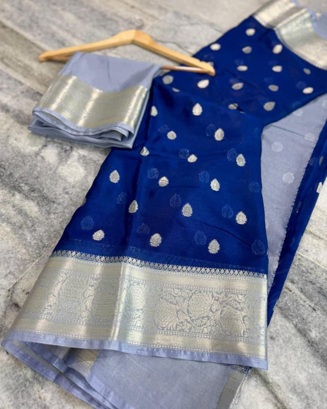 Bnarasi warm silk fabric  Fancy trending contrast border Sarees