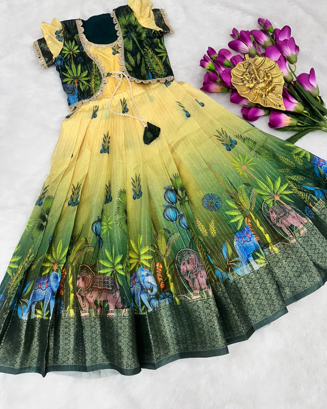 &nbsp;full stiched &nbsp;pure &nbsp;silk zari line all body &nbsp; with  kalamkari design jacket