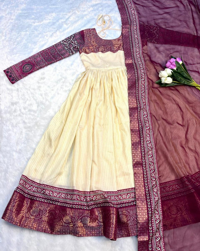 PRESENT GOWN COLLECTION