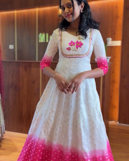 pure jecard Silk white Gown