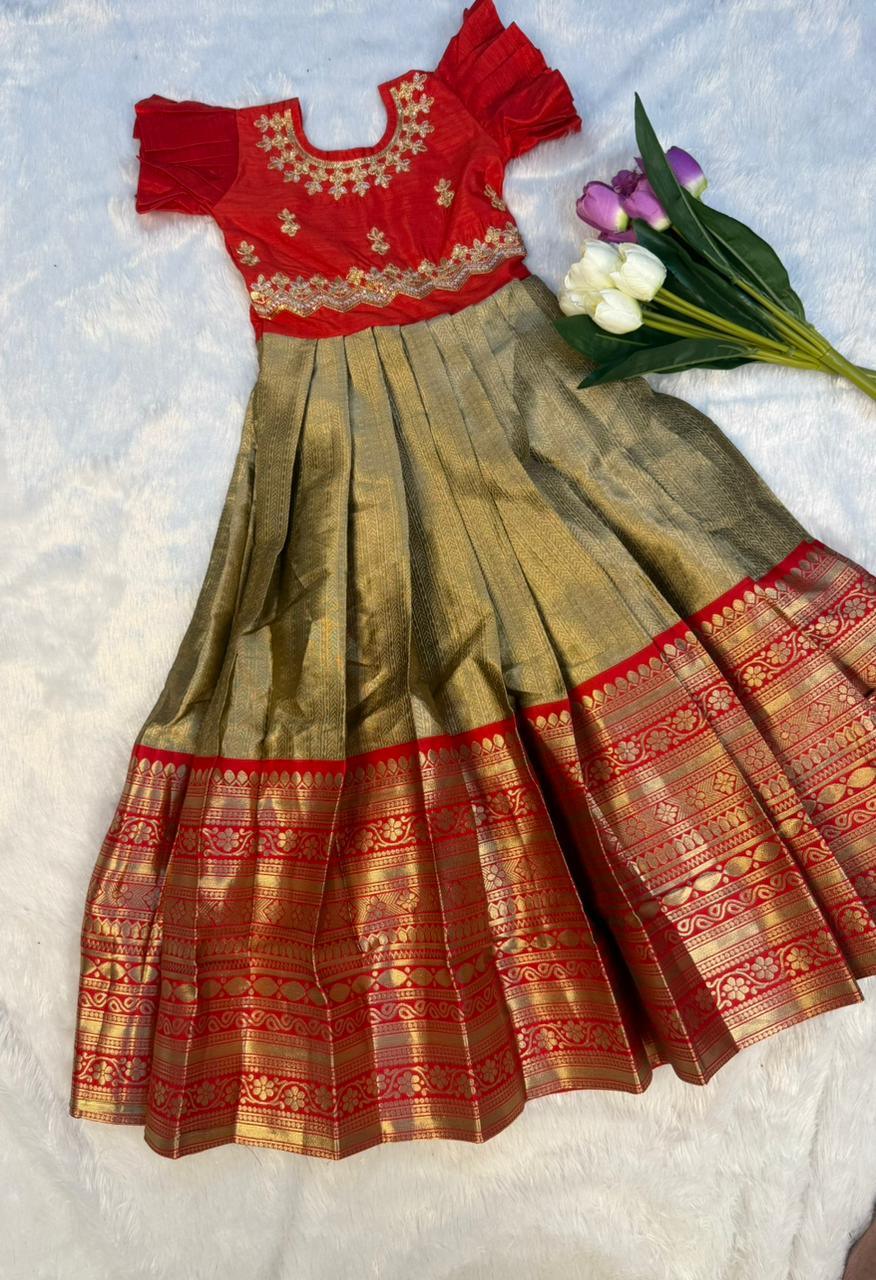 Sweatha Gown
