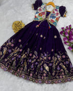 Royal Purple with an Ivory-white / 1 Year