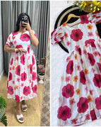 White with pink and yellow / M