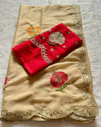 Beige–gold with red