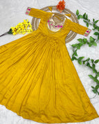 Mustard Yellow / M
