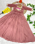 Dusty Rose / M
