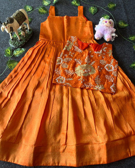 Viscose Tissue Gown With Handwork Coat