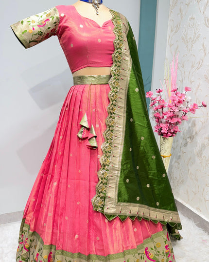 Pankhuri Mayura Lehenga