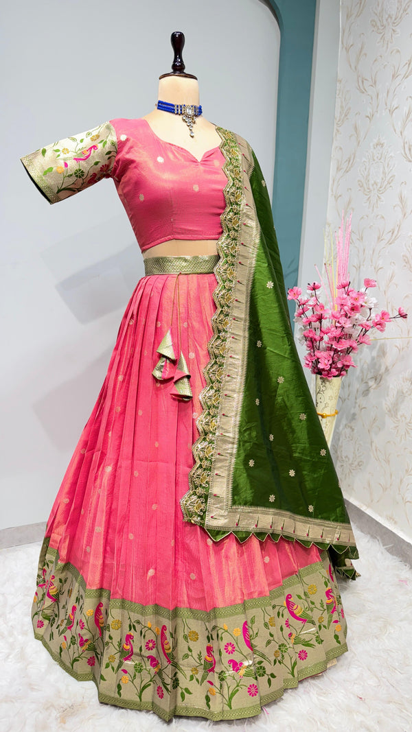 Pankhuri Mayura Lehenga