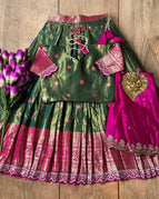 Dark Green with Rani Pink / 1 Year