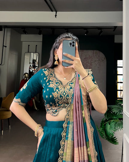 Swarna Vichitra Lehenga Set