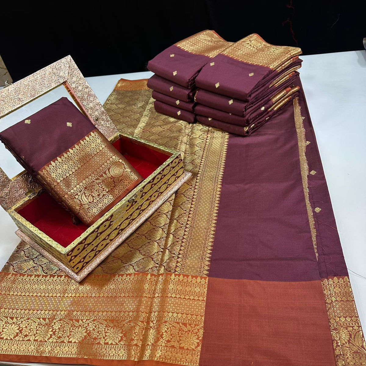 Lightweiht Semi Pattu Saree