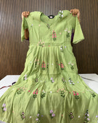 Light Pistachio Green / M