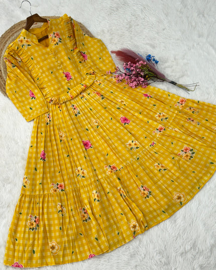 checks maxi