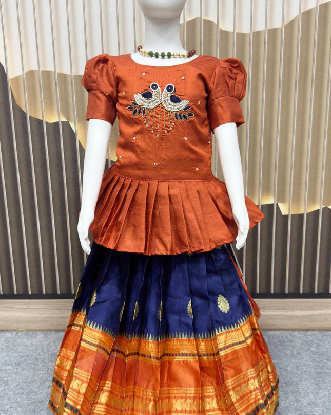 traditional kidswear
