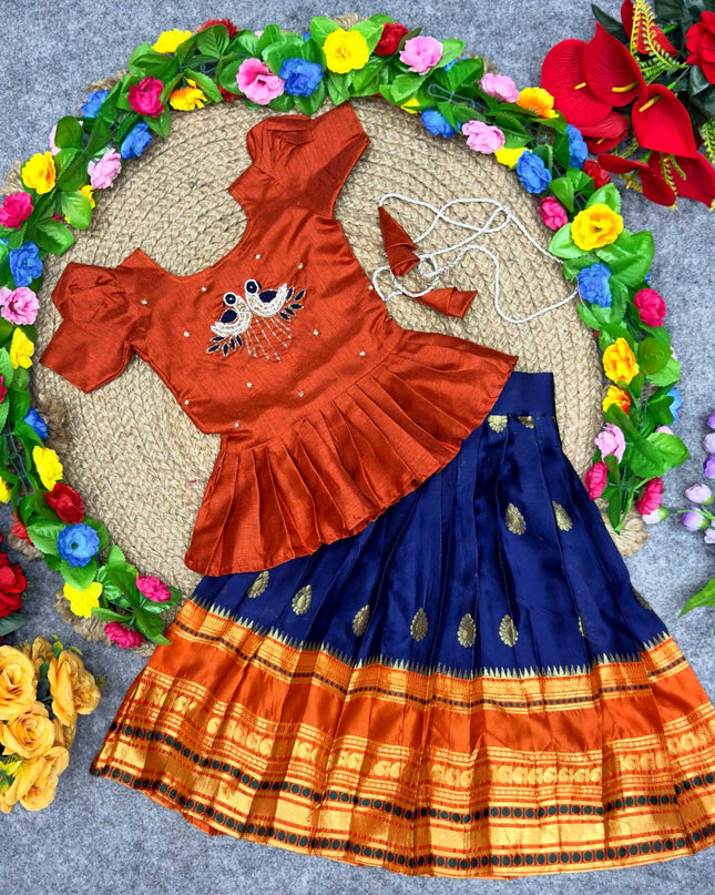 traditional kidswear