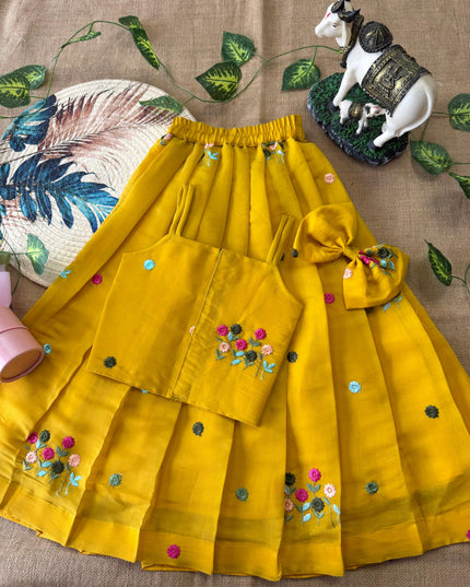 HALDI OUTFIT