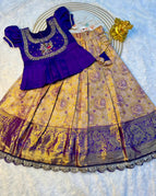 gold with blue / 1