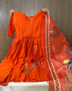 Bright Orange / M