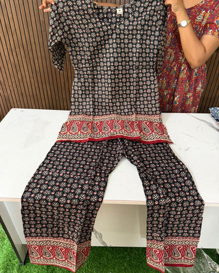 Ajarakh cordsets