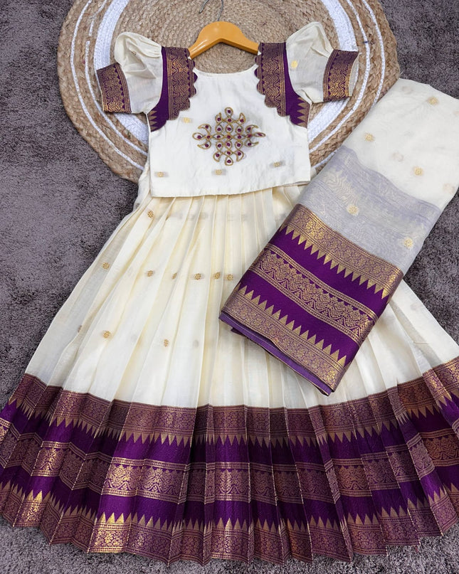 ROYAL PATTU LEHENGA