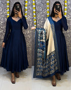 Navy Blue / S