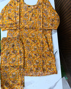 mustard yellow / XL