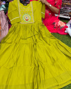 Lime green / M