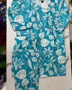 teal blue / M