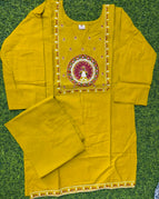 mustard yellow / M