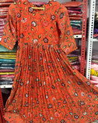 Rust orange / M