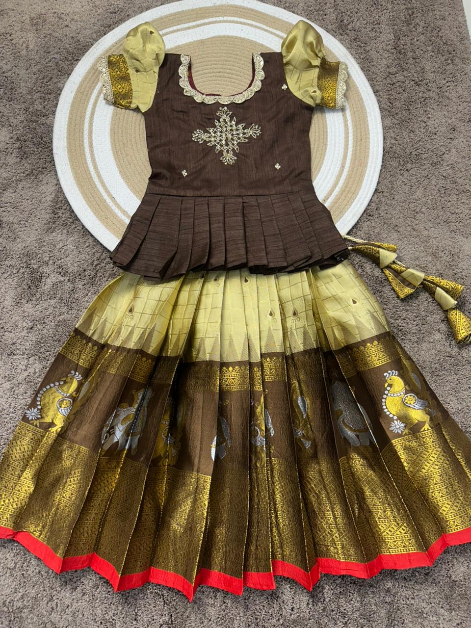 Meenakshi Zari Weaving Kids Lehenga