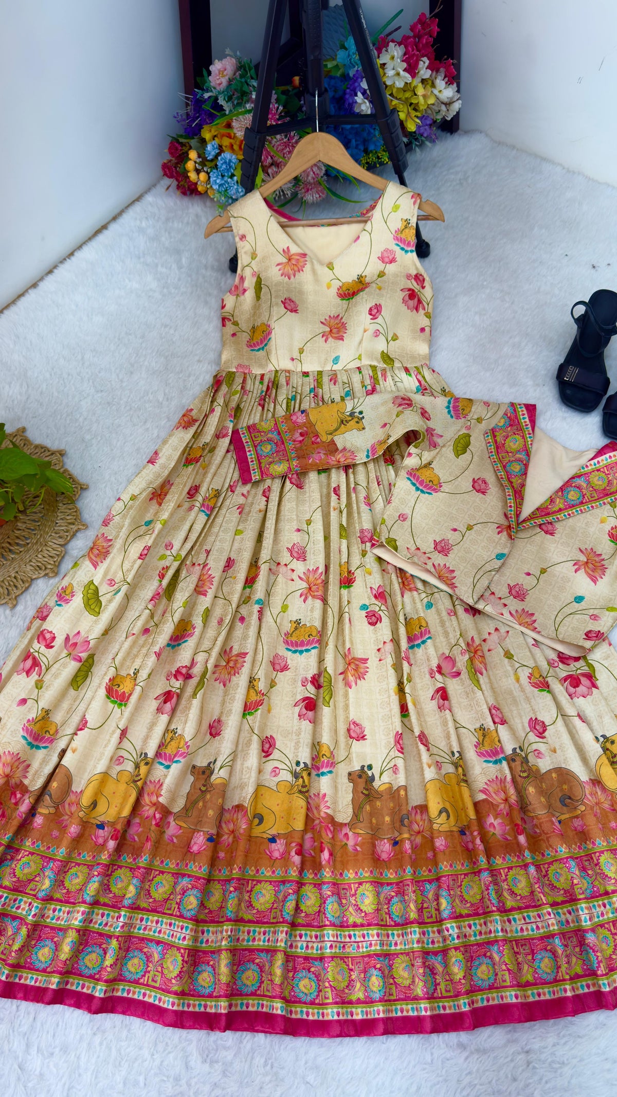 Pashmina Print Jacquard Silk Gown with Koti
