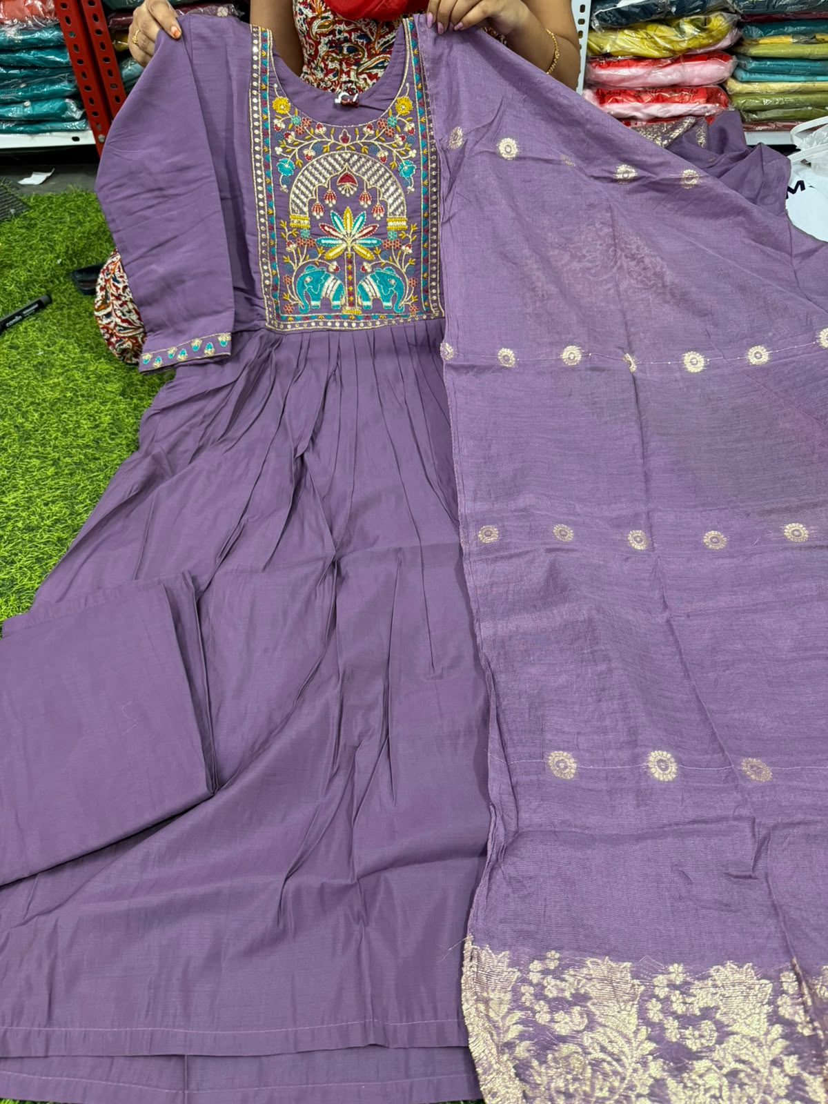 Offer 3 Piece Sets