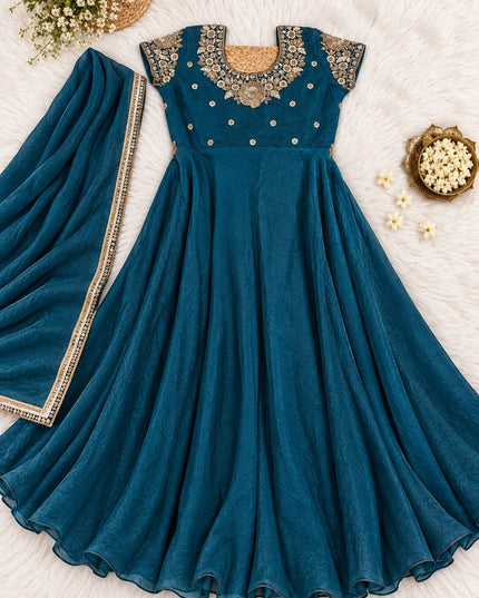 fendy anarkali