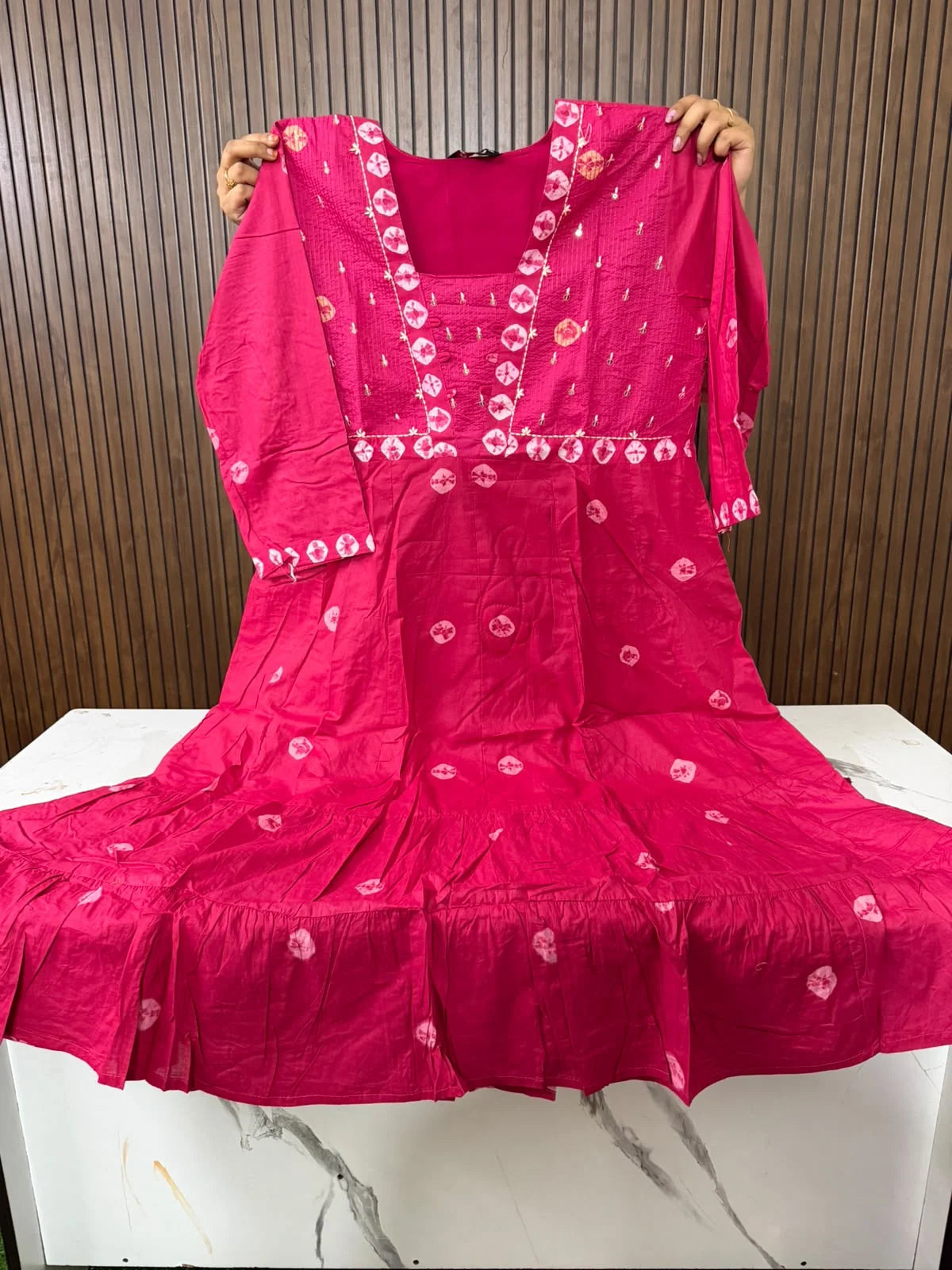 BANDHANI MUL COTTON TIERED ANARKALI