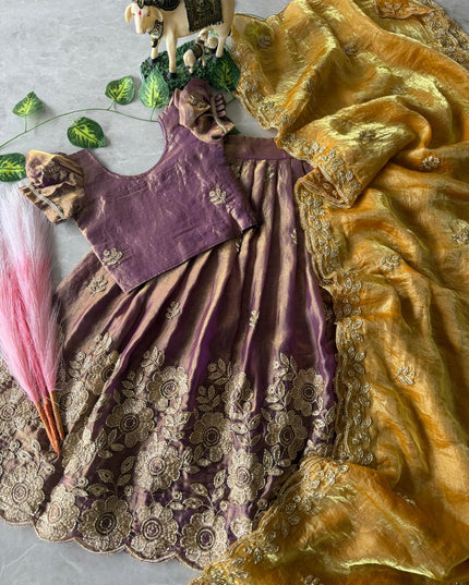nivi k lehenga