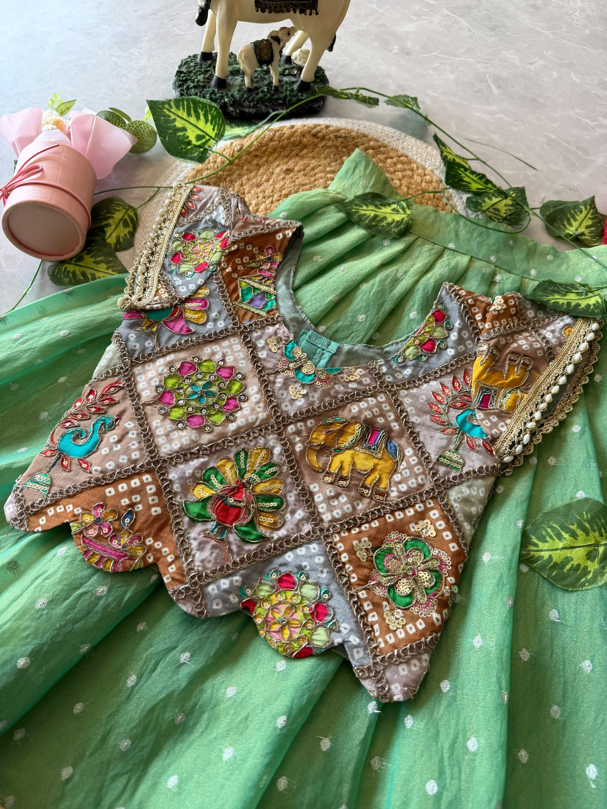 BHANDEJ LEHENGA