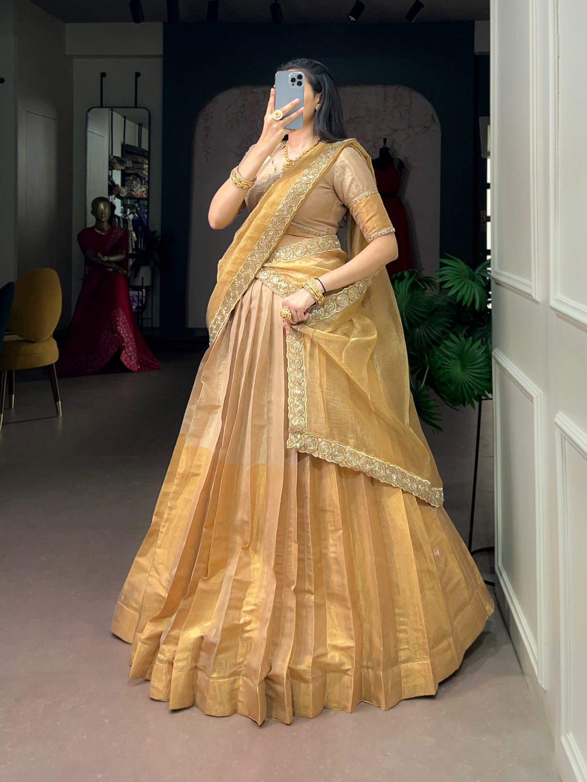 GRAND LEHENGA