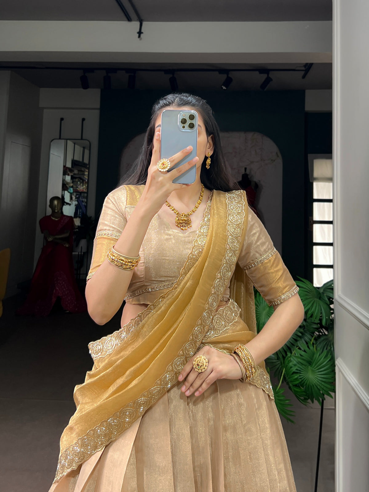 GRAND LEHENGA